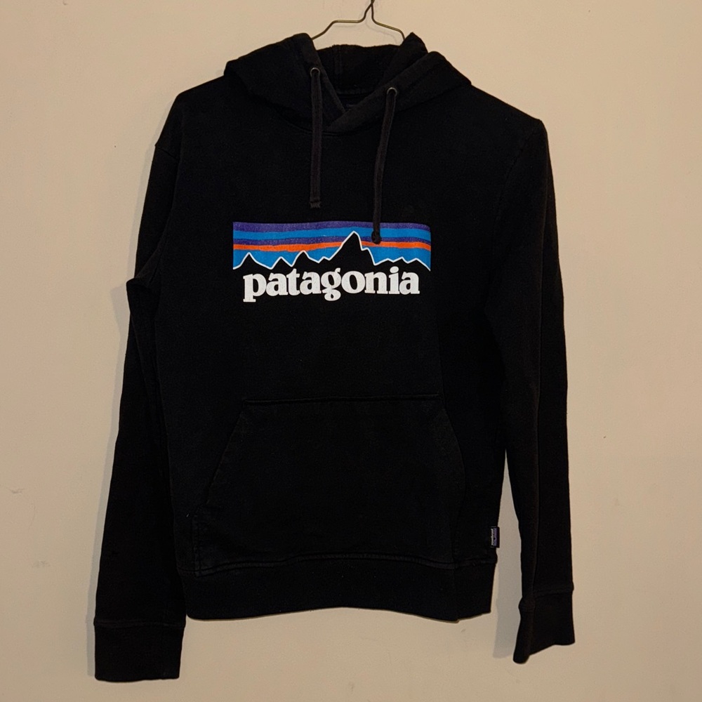 Patagonia Black Hoodie with LogoXS